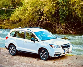 Vista frontale di un noleggio Subaru Forester a Tbilisi, Georgia ✓ Auto #16569. ✓ Cambio Automatico TM ✓ 0 recensioni.