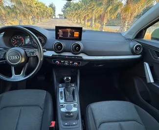 Audi Q2 2023 con sistema A trazione anteriore, disponibile ad Alicante.