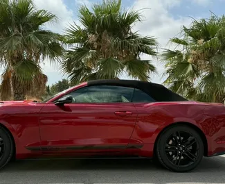 Motore Benzina da 2,3L di Ford Mustang Cabrio 2022 per il noleggio ad Alicante.