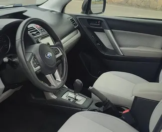 Subaru Forester 2017 con sistema A trazione integrale, disponibile a Tbilisi.