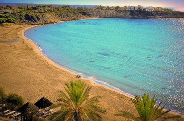 Noleggia un'auto a Coral Bay