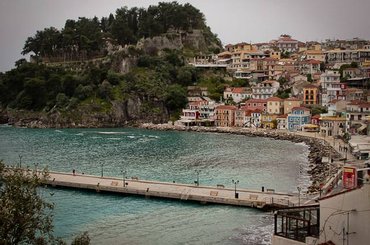 Noleggia un'auto a Igoumenitsa