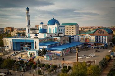 Noleggia un'auto ad Aktobe
