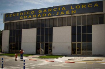 Noleggia un'auto all'aeroporto di Granada